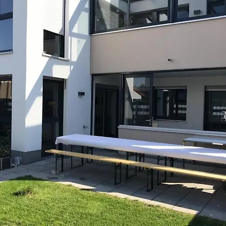Feriehus Modern House With Terrace And Garage
